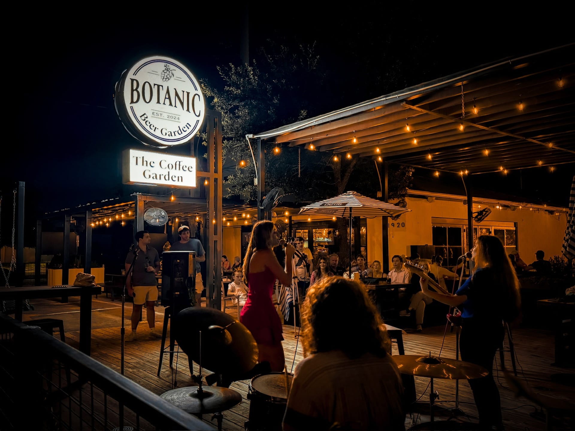 Cocktail Bar Houston Heights