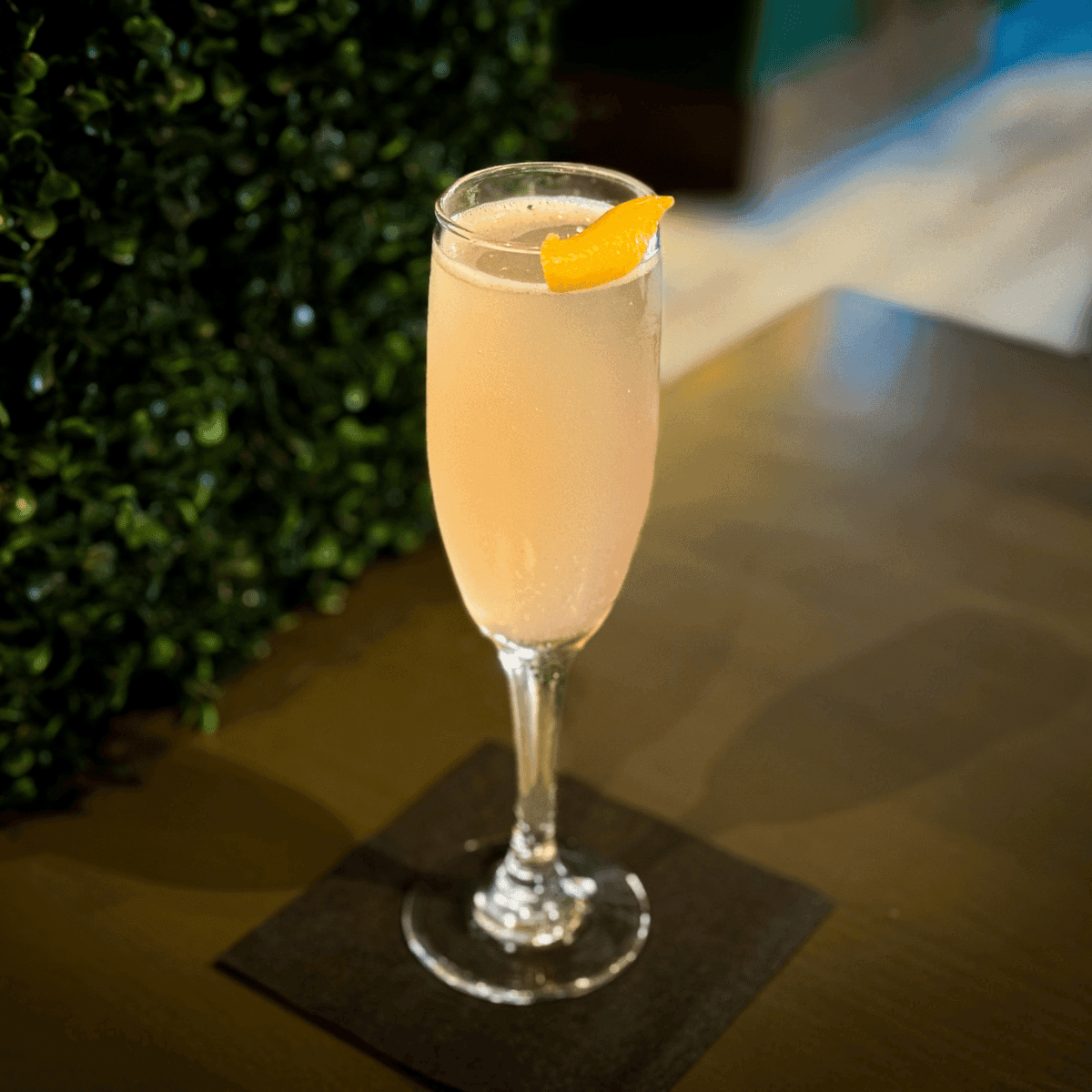 lavender-french-75-cocktail-gin(1) Lavender French 75 Gin Cocktail